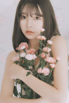 泛黑的水蜜桃2